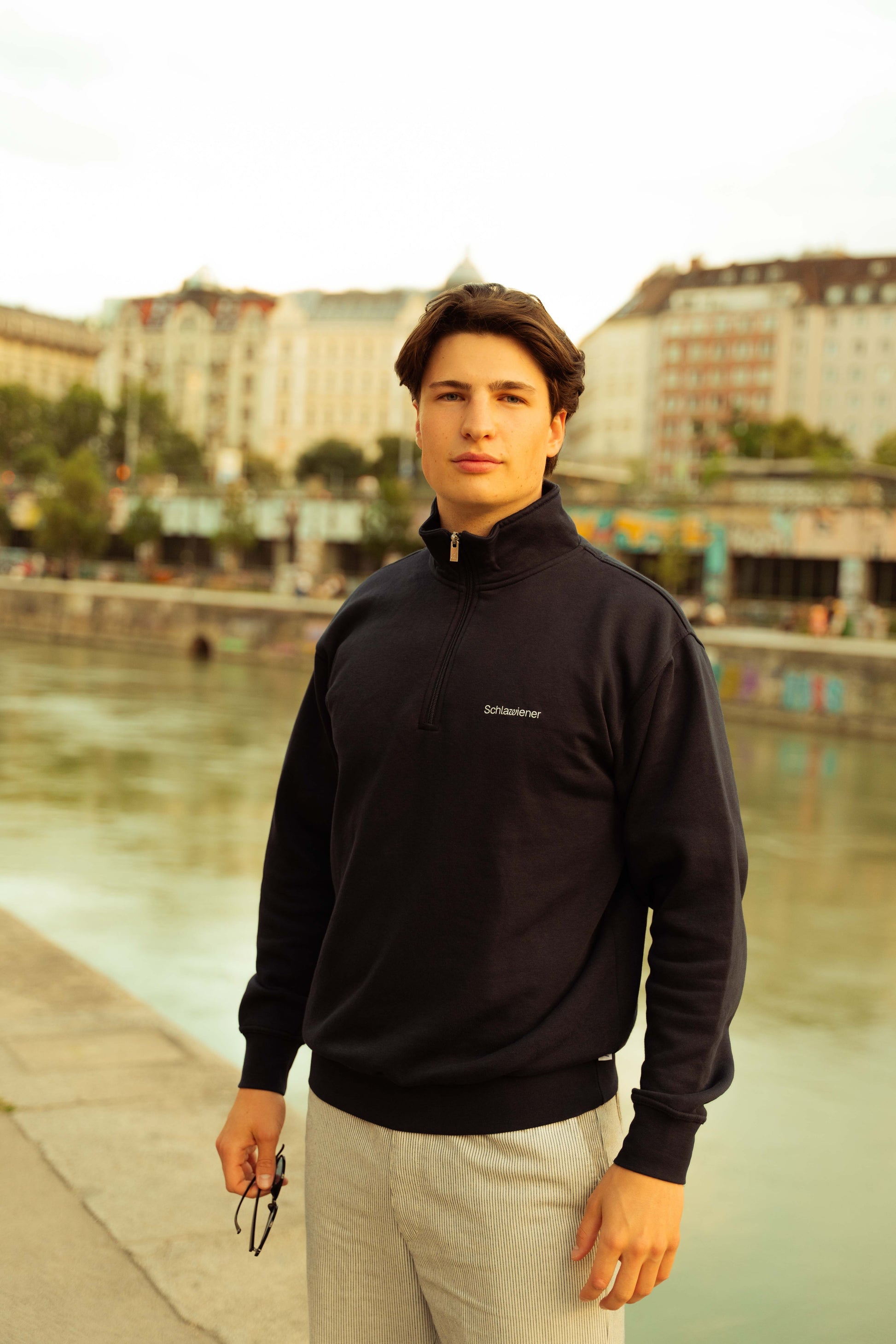 Schlawiener Quarter Zip